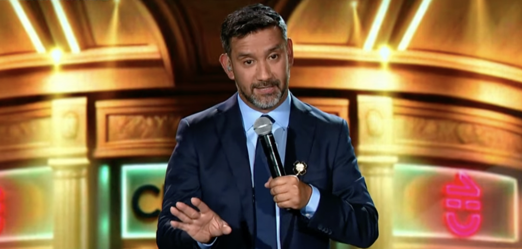 Con ironía y carcajadas: Sr Kampos se roba la noche en el Festival de Comedia 2026